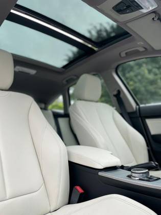 BMW 320i 2.0 GT SPORT 16V TURBO GASOLINA 4P AUTOMÁTICO